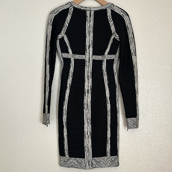 Herve Leger Marina Bandage Mini Dress Size Medium - Picture 6 of 12